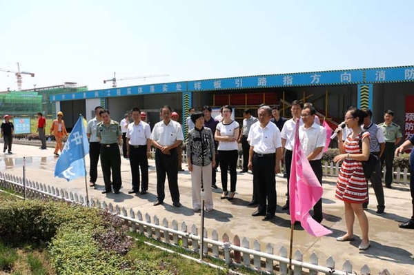 阜南县委书记崔黎带队赴临泉开展两学一做和城市建设专题研讨